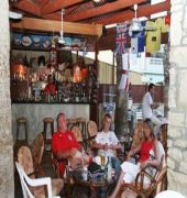 ano karouzana