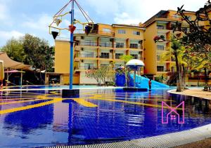 zamlan gold coast morib intl resort 3 rooms apartment