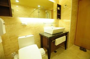 kindness hotel sanduo shopping district