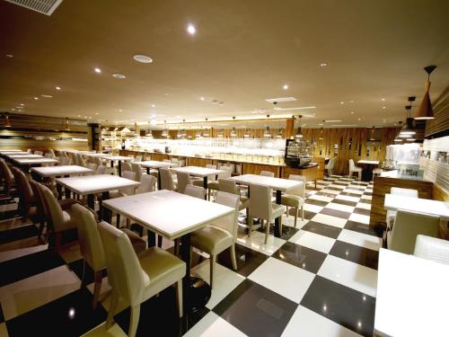 kindness hotel sanduo shopping district