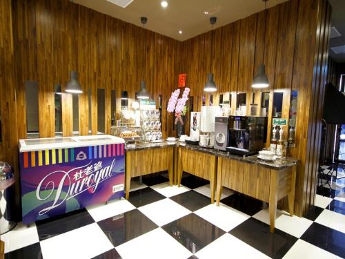 kindness hotel sanduo shopping district