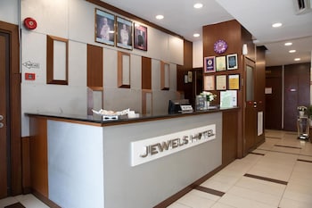 jewels hotel