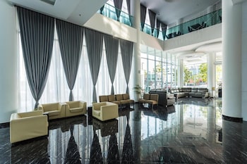 e red hotel melaka