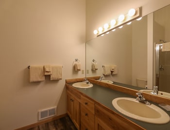 meadow lake resort and condos