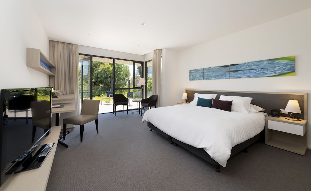 quarters at flinders hotel