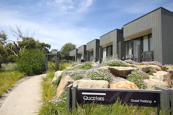 Quarters At Flinders Hotel,,5 star