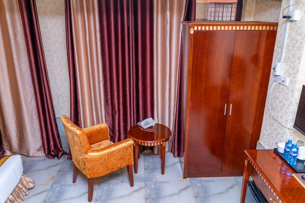 easy hotel kenya