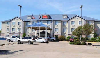 fairbridge inn and suites cleburne