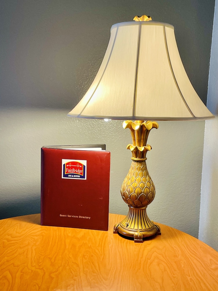 fairbridge inn and suites cleburne