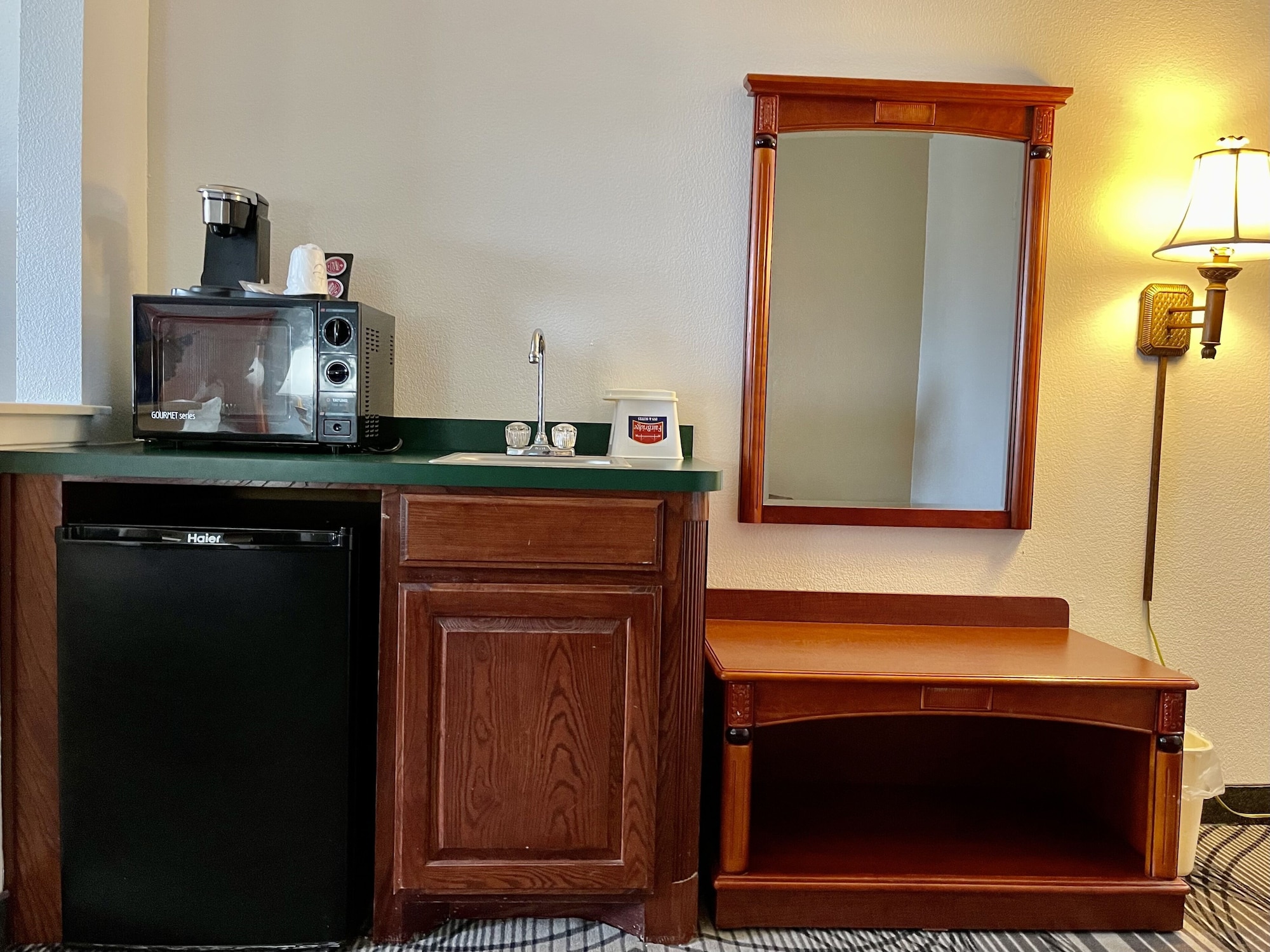 fairbridge inn and suites cleburne