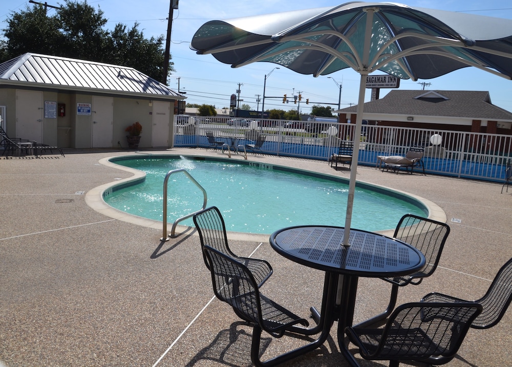 fairbridge inn and suites cleburne