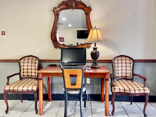 fairbridge inn and suites cleburne