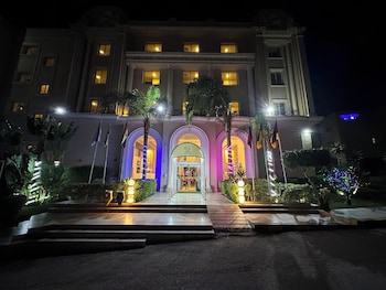 elysees apartment hotel