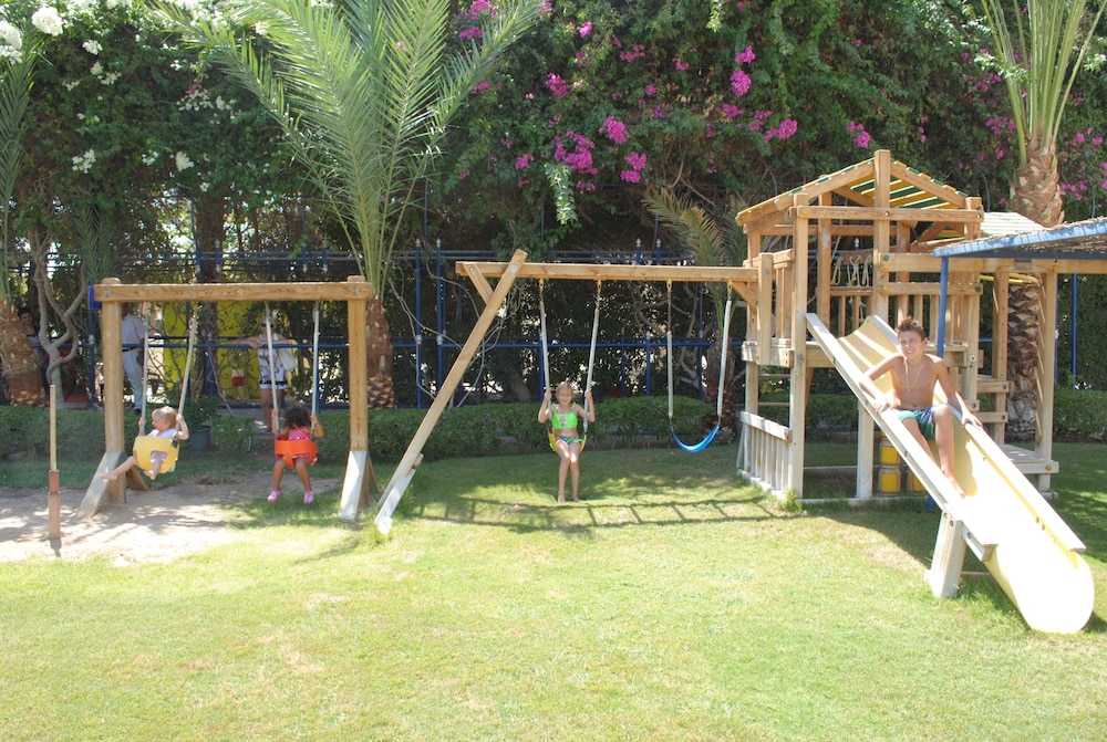 elysees apartment hotel