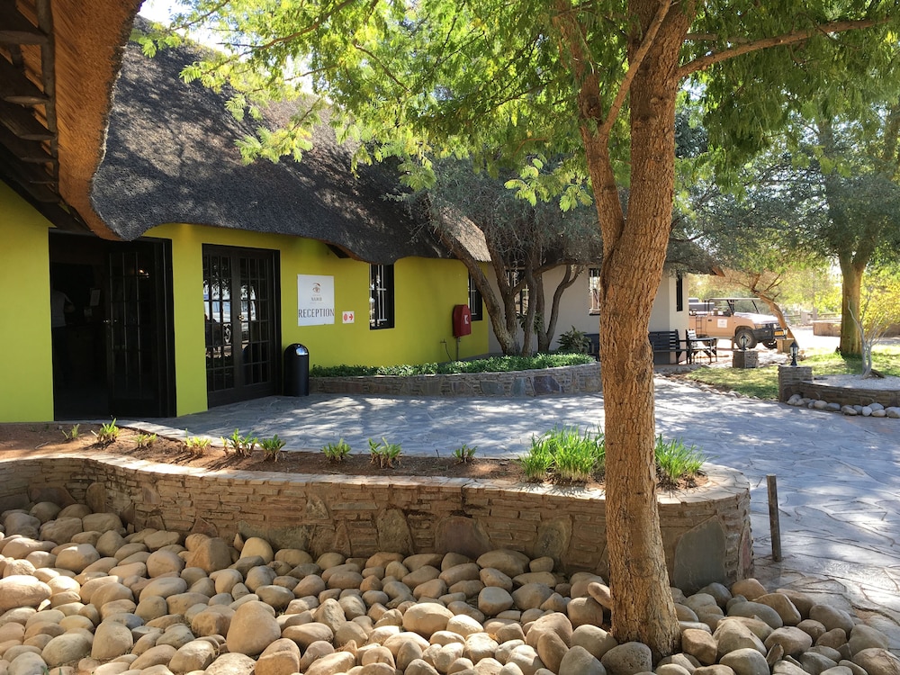 namib desert lodge