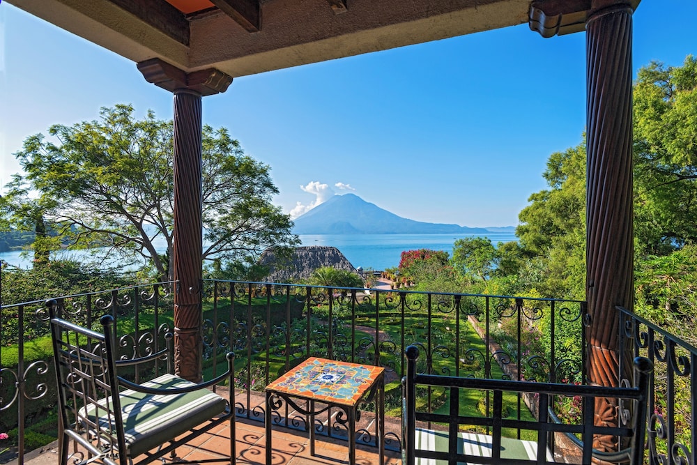 hotel atitlan