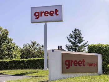 greet hotel castres saix