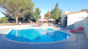 greet hotel castres saix