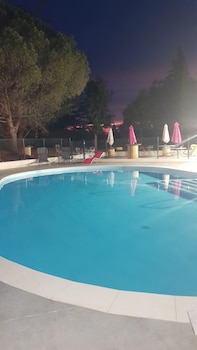 greet hotel castres saix