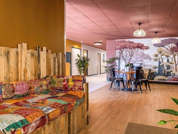 greet hotel castres saix