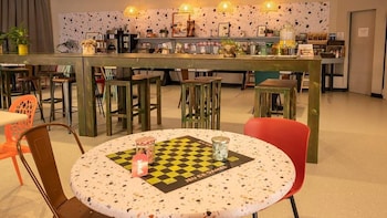 greet hotel castres saix