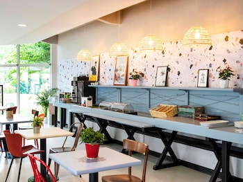greet hotel castres saix