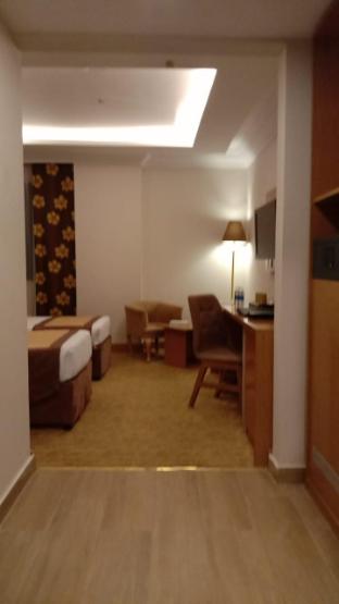 al ansar golden tulip