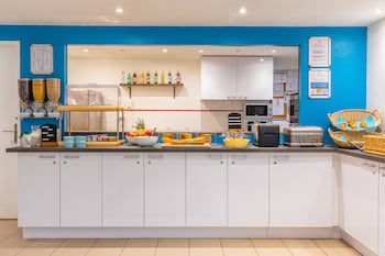 zenitude hotel residences magny les hameaux