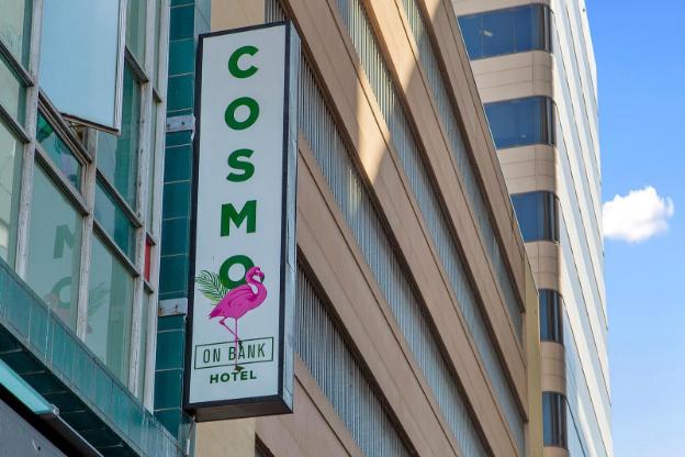 cosmo on bank