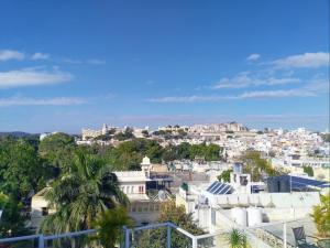 Hotel Shambhu Villas,,3 star