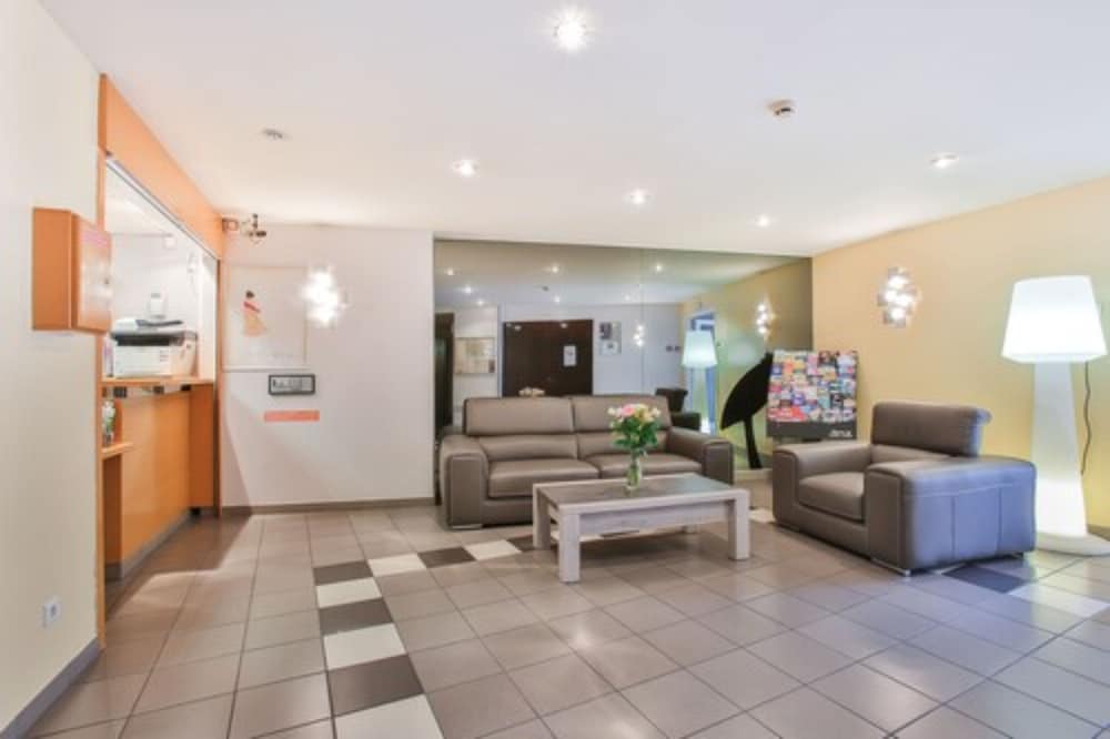 appart hotel les laureades