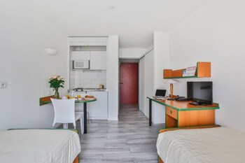 appart hotel les laureades