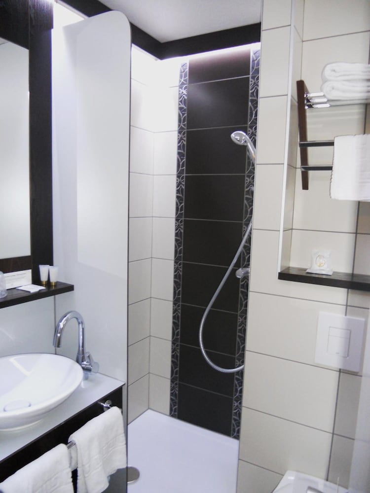 logis hotel cottage dudelange