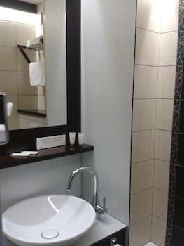 logis hotel cottage dudelange