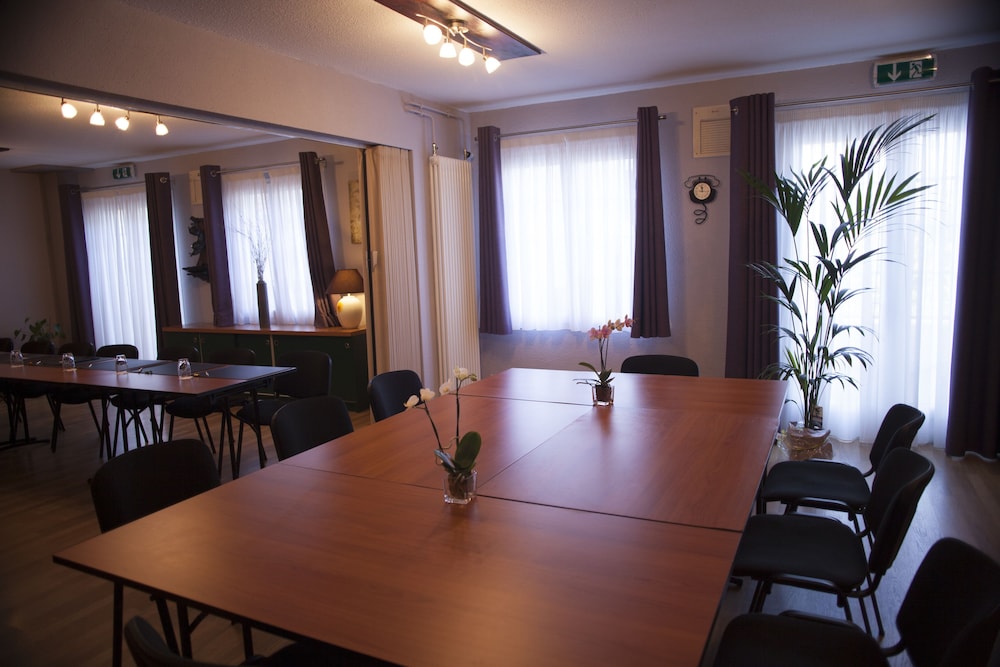 logis hotel cottage dudelange