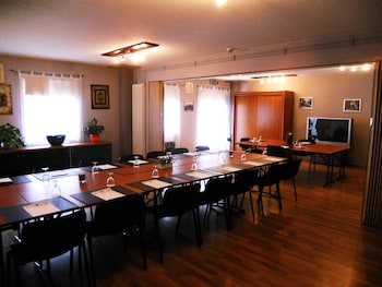 logis hotel cottage dudelange