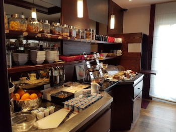 logis hotel cottage dudelange