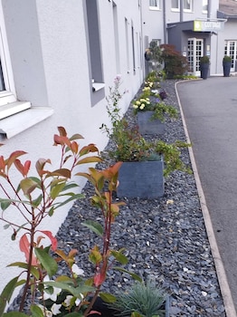 logis hotel cottage dudelange