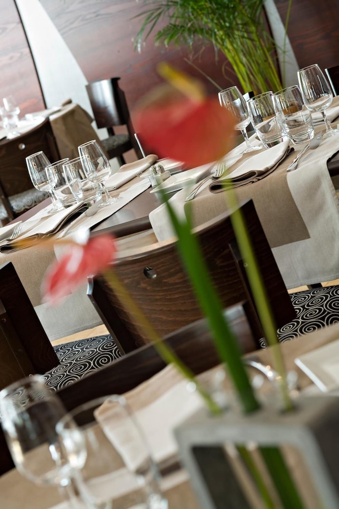 logis hotel cottage dudelange