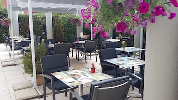 logis hotel cottage dudelange