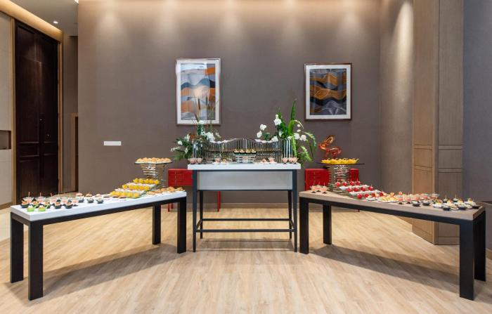 holiday inn riverside wuhan by ihg