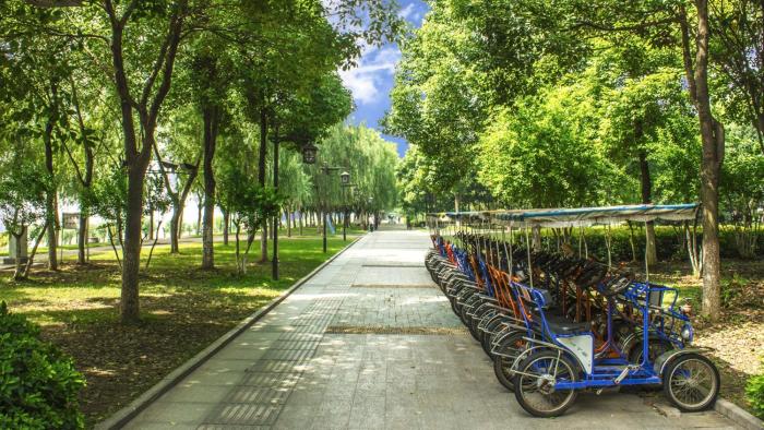 holiday inn riverside wuhan by ihg