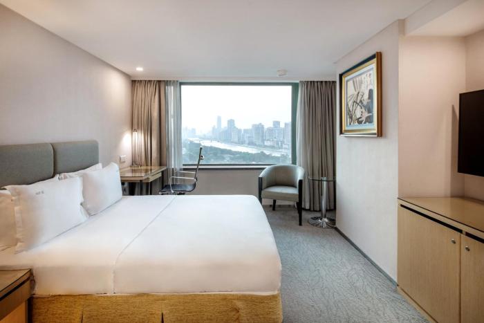 holiday inn riverside wuhan by ihg