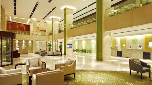 holiday inn riverside wuhan by ihg