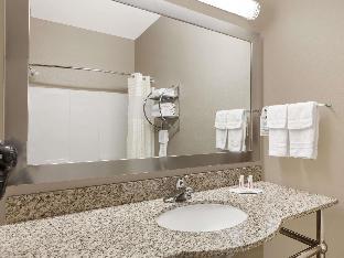 days inn and suites by wyndham marquez