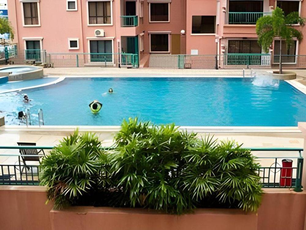 marina travellers suite marina court resort condo