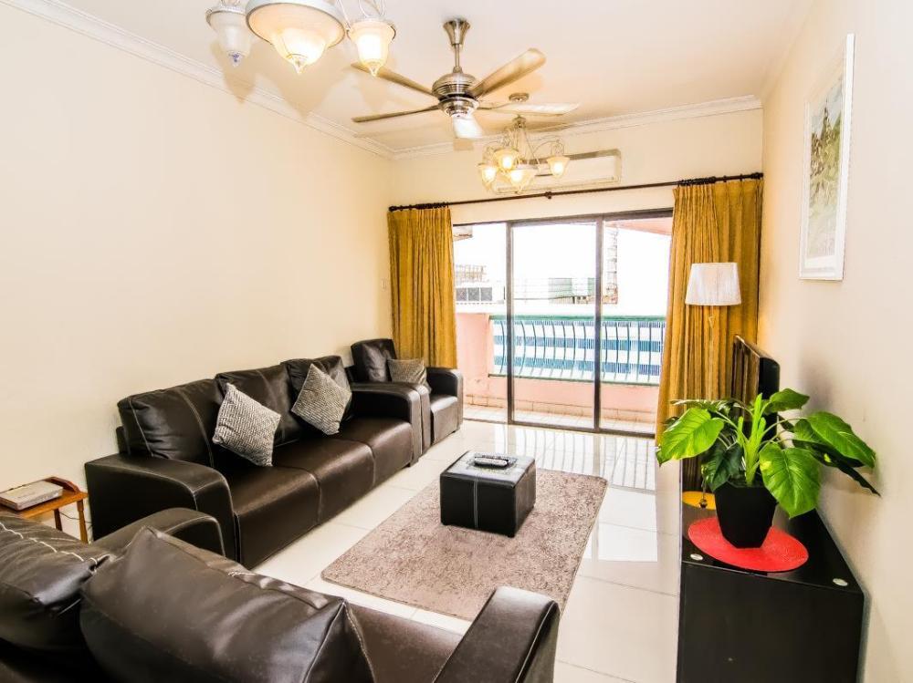 marina travellers suite marina court resort condo