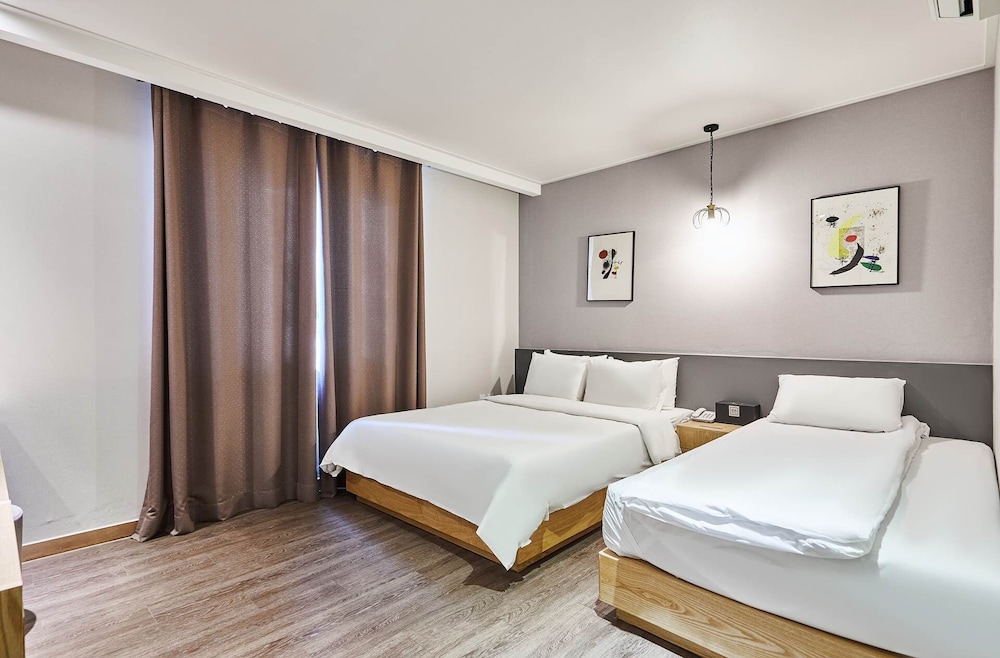 no 25 hotel gimpo airpot