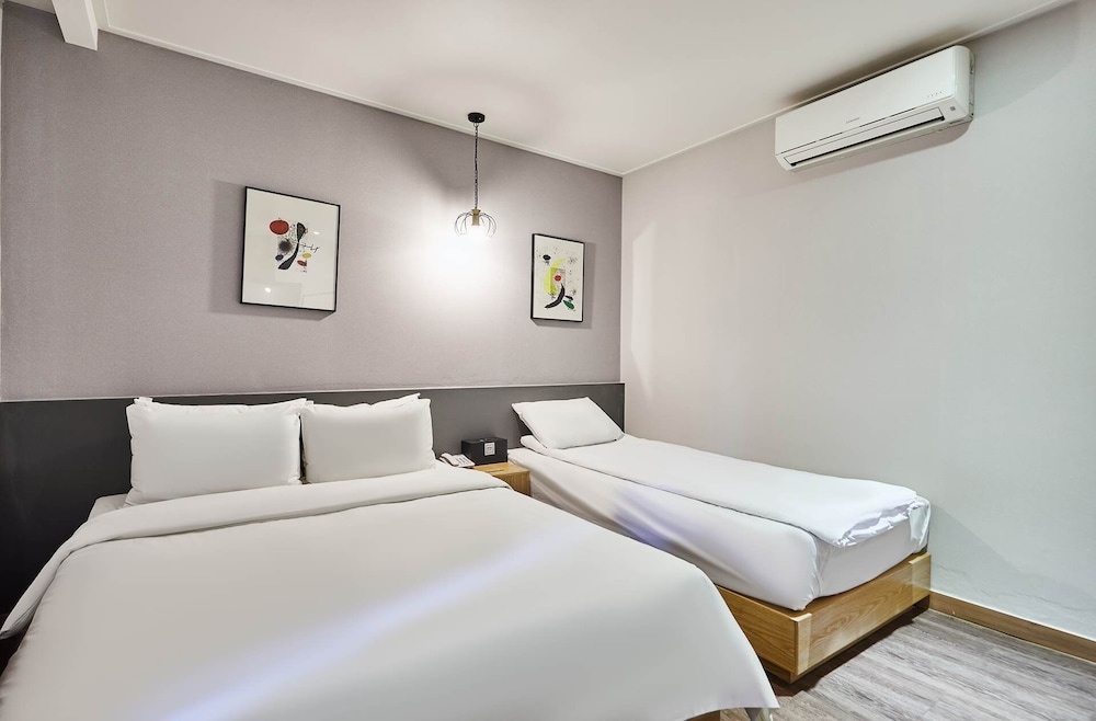 no 25 hotel gimpo airpot