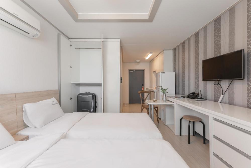 staywell hotel